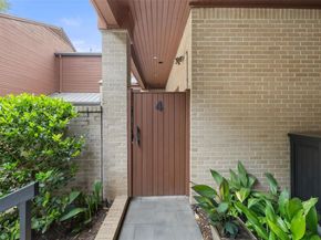 1615 Spyglass DR 4, Austin TX 78746