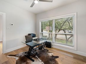 1615 Spyglass DR 4, Austin TX 78746
