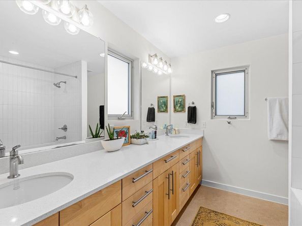 5301 Sendero Hills PKWY, Austin TX 78724