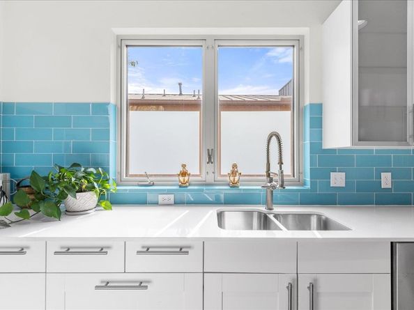 5301 Sendero Hills PKWY, Austin TX 78724