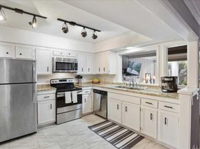 156 World Of Tennis SQ, Lakeway TX 78738