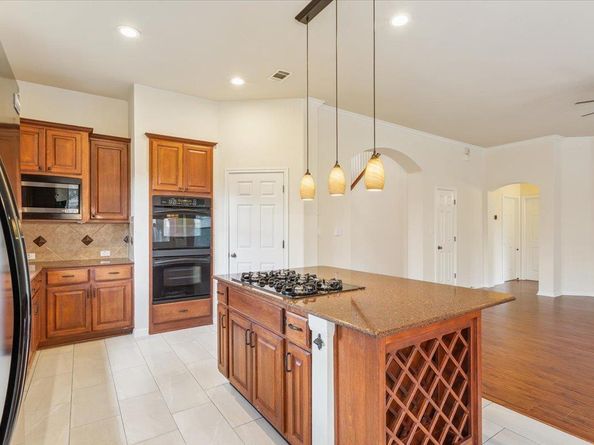 102 Country View WAY, Cedar Park TX 78613