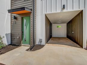4127 E 12th ST 3, Austin TX 78721