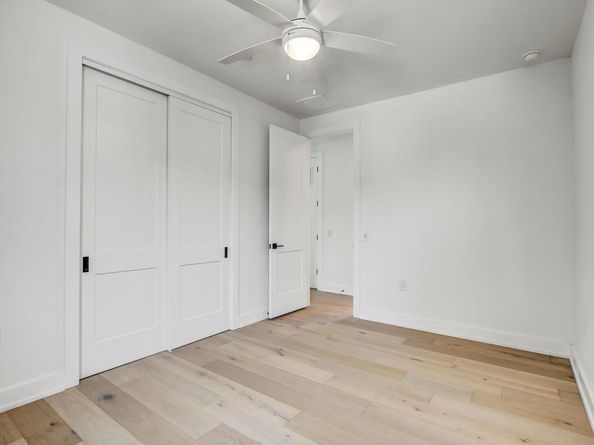 4127 E 12th ST 3, Austin TX 78721