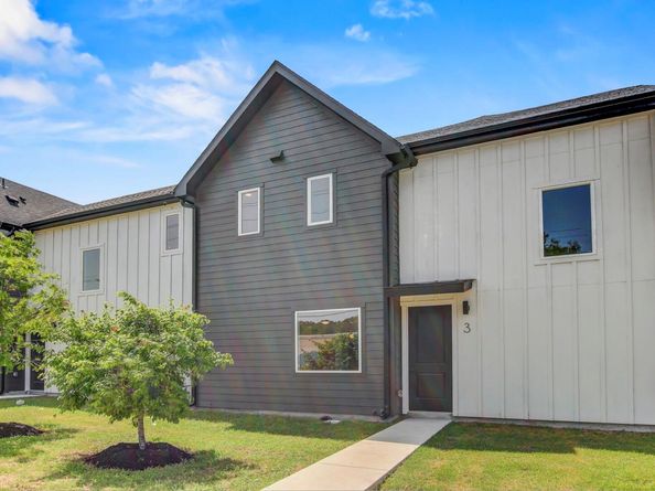 4127 E 12th ST 3, Austin TX 78721