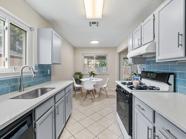 1910 Andover DR, Round Rock TX 78664
