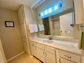 903 The High RD, Austin TX 78746