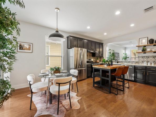 6020 Rutledge LN, Austin TX 78745