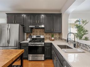 6020 Rutledge LN, Austin TX 78745