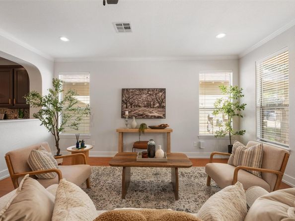 6020 Rutledge LN, Austin TX 78745