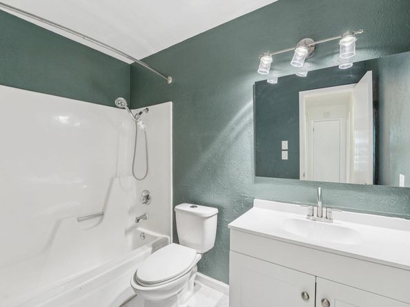 10229 Missel Thrush DR, Austin TX 78750