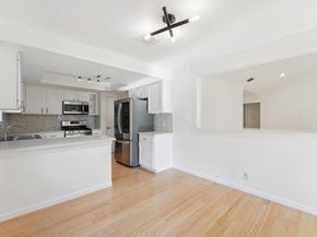 10229 Missel Thrush DR, Austin TX 78750