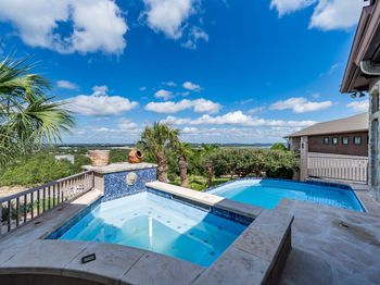 5120 Mansfield View CT