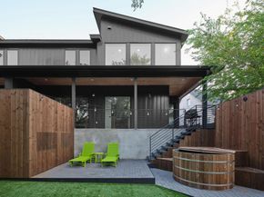 2107 Thornton RD A, Austin TX 78704