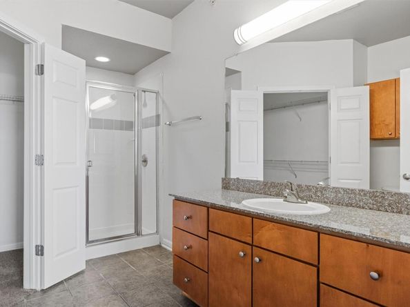 2502 Leon ST 416, Austin TX 78705