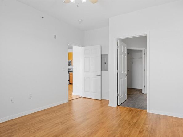 2502 Leon ST 416, Austin TX 78705