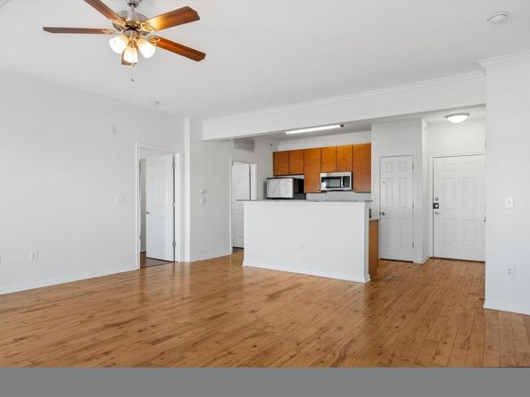 2502 Leon ST 416, Austin TX 78705