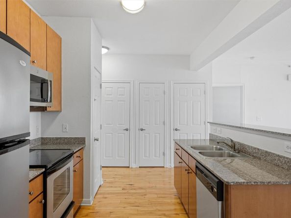 2502 Leon ST 416, Austin TX 78705