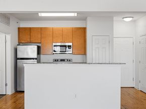 2502 Leon ST 416, Austin TX 78705