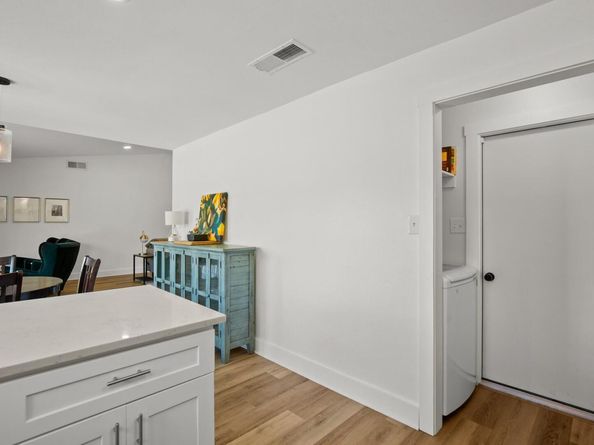 8907 Hunters TRCE, Austin TX 78758