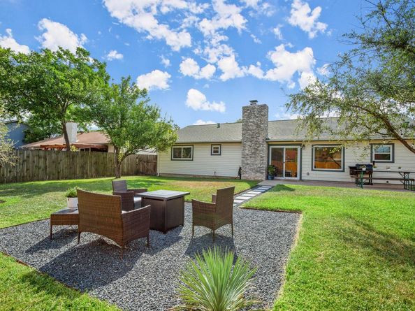 8907 Hunters TRCE, Austin TX 78758