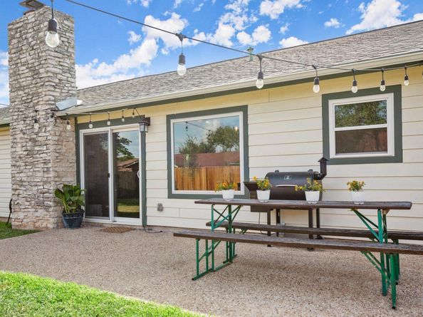8907 Hunters TRCE, Austin TX 78758