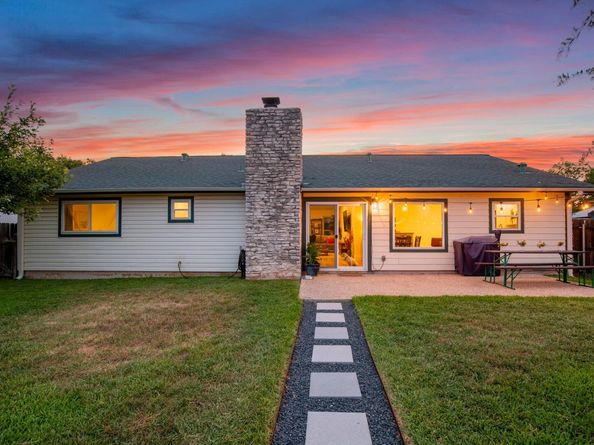 8907 Hunters TRCE, Austin TX 78758