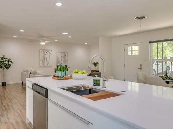 4714 Philco DR, Austin TX 78745