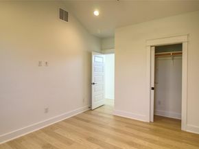 2608 Bristol DR B, Austin TX 78723