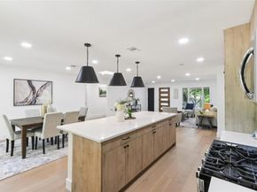 2322 Westoak DR, Austin TX 78704