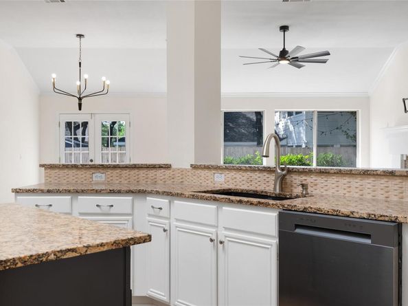 1202 Deer Grove DR, Cedar Park TX 78613