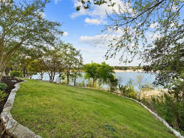 711 Cutlass, Lakeway TX 78734
