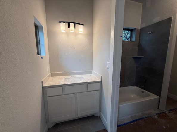 4804 Destination WAY, Jonestown TX 78645