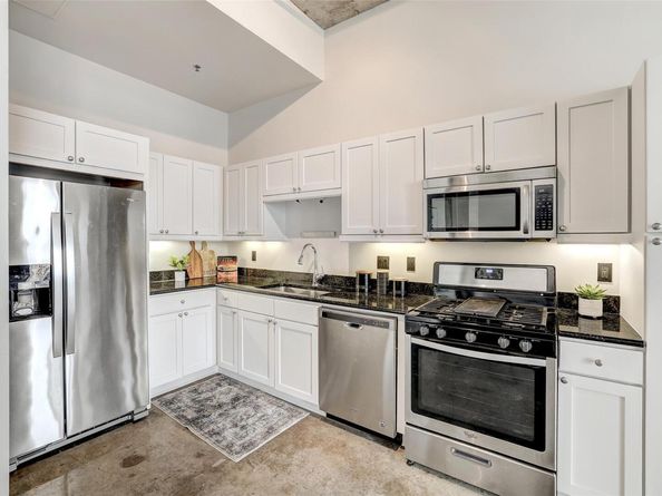 800 W. 5th ST 809, Austin TX 78703