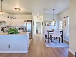 1404 E 3rd ST, Georgetown TX 78626