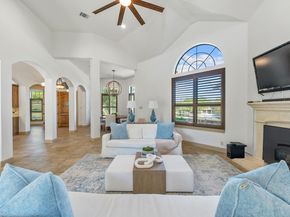 402 Zephyr ST, Lakeway TX 78734