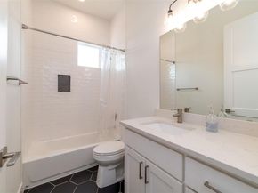 709 W St Elmo RD 2, Austin TX 78745