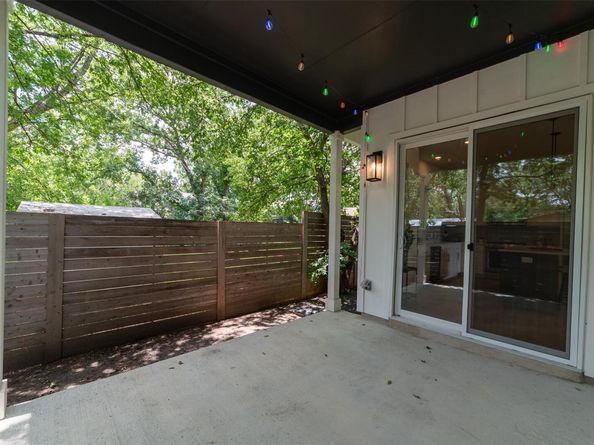 709 W St Elmo RD 2, Austin TX 78745