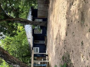 2511 E Cesar Chavez ST, Austin TX 78702