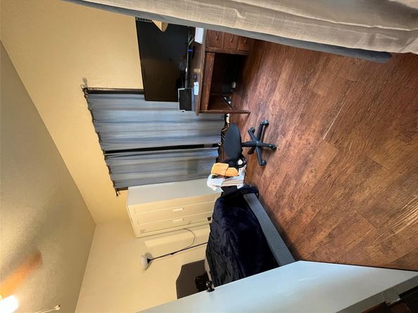 2511 E Cesar Chavez ST, Austin TX 78702