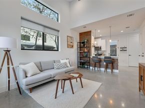 1208 Walnut Ave 2, Austin TX 78702