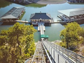 102 Kildrummy LN, Austin TX 78738