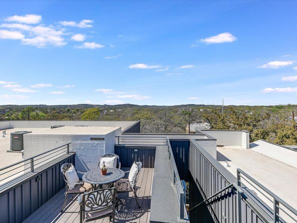 1715 Enfield RD 302, Austin TX 78703