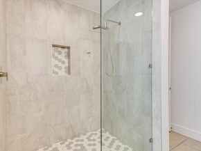 1715 Enfield RD 302, Austin TX 78703