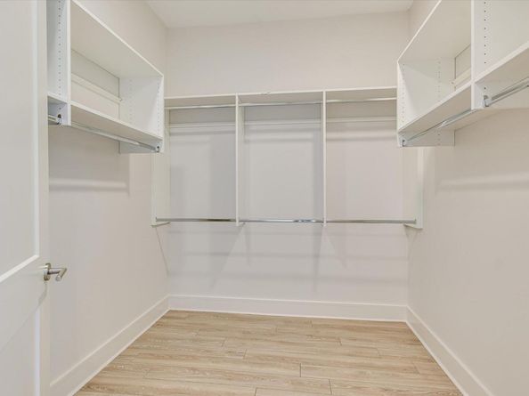 1715 Enfield RD 302, Austin TX 78703