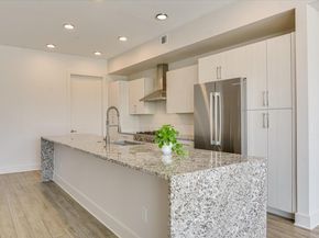 1715 Enfield RD 302, Austin TX 78703