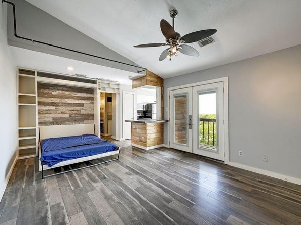 6903 Deatonhill DR 16, Austin TX 78745