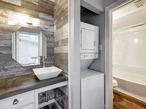 6903 Deatonhill DR 16, Austin TX 78745