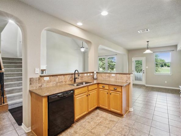 1726 Westmeadow TRL, Round Rock TX 78665