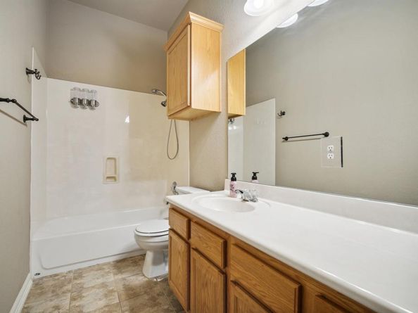 1726 Westmeadow TRL, Round Rock TX 78665